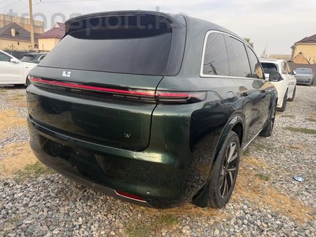 Li Auto (Lixiang) L8, 2023 — photo 7