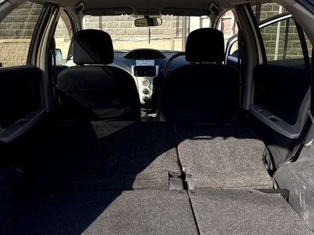 Toyota Vitz, 2005 — сүрөт 10