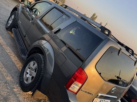 Nissan Pathfinder, 2005 — photo 3
