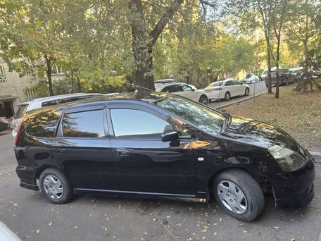 Honda Stream, 2002 — photo 2
