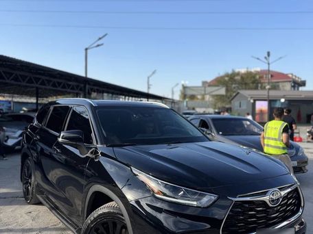 Toyota Highlander, 2023 — photo 2