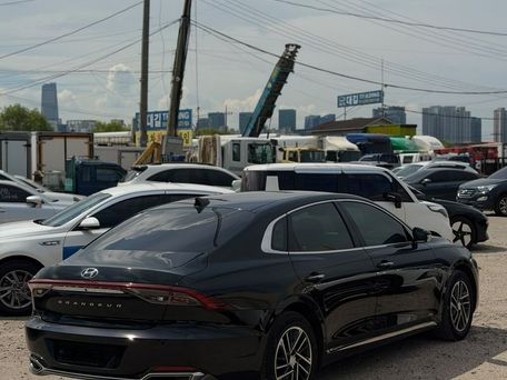 Hyundai Grandeur, 2022 — 照片 4