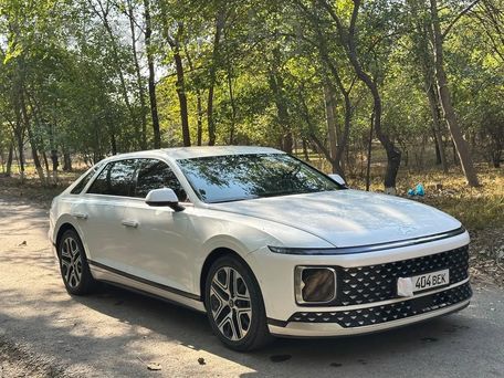 Hyundai Grandeur, 2023 — 照片 1