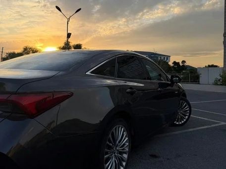 Toyota Avalon, 2018 — фото 10