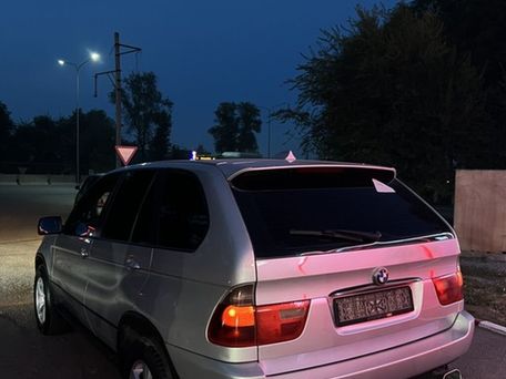 BMW X5, 2000 — photo 7