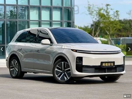 Li Auto (Lixiang) L6, 2024 — photo 3