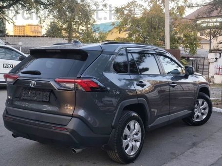 Toyota RAV4, 2019 — photo 14