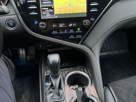 Toyota Camry, 2018 — фото 10