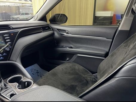 Toyota Camry, 2018 — 照片 15