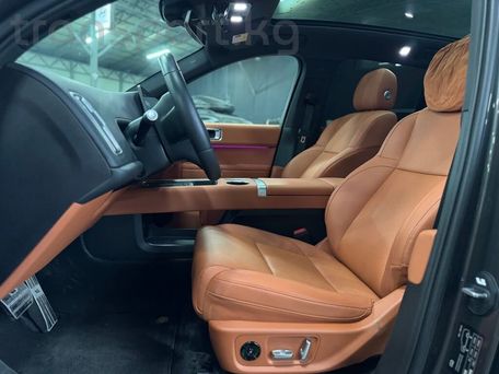 Li Auto (Lixiang) L6, 2025 — 照片 3
