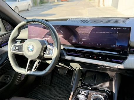 BMW 5 Series, 2024 — photo 11