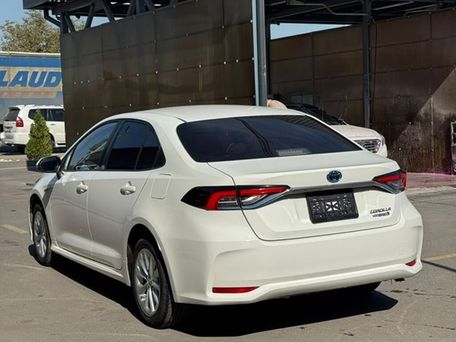 Toyota Corolla, 2022 — фото 2