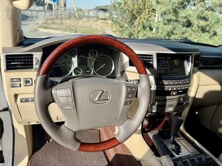 Lexus LX, 2012 — фото 10