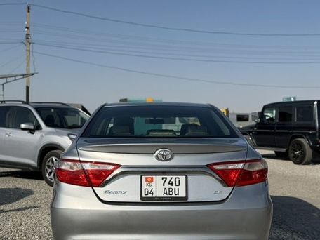Toyota Camry, 2015 — 照片 4