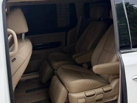 Kia Carnival, 2019 — сүрөт 8