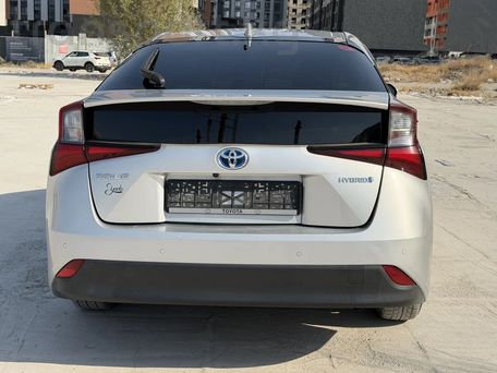 Toyota Prius, 2019 — фото 6