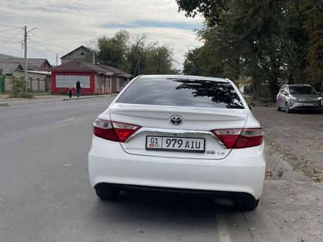 Toyota Camry, 2017 — 照片 3