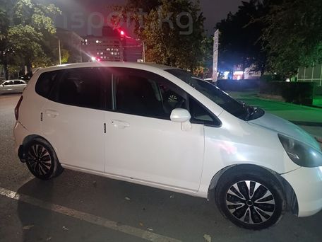 Honda Fit, 2003