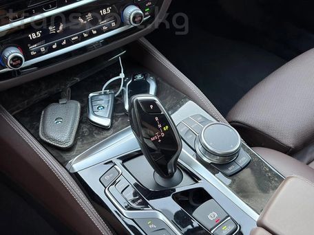 BMW 5 серии, 2018 — photo 11