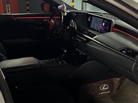 Lexus ES, 2019 — photo 4