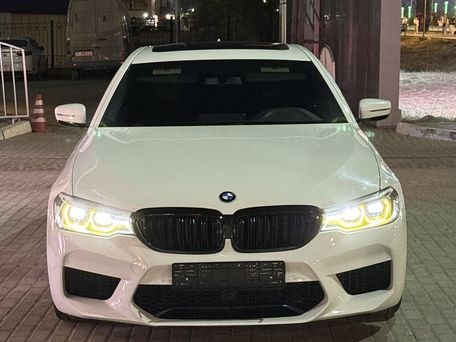 BMW 5 серии, 2017 — фото 1