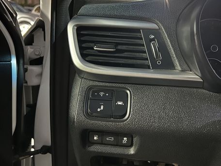 Kia Optima, 2018 — фото 10