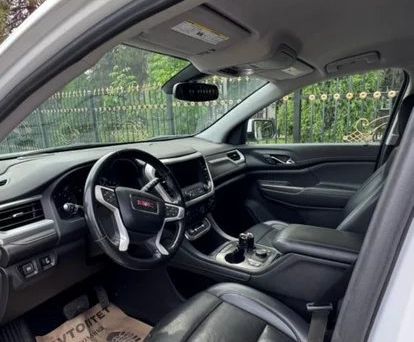 GMC Acadia, 2021 — 照片 3