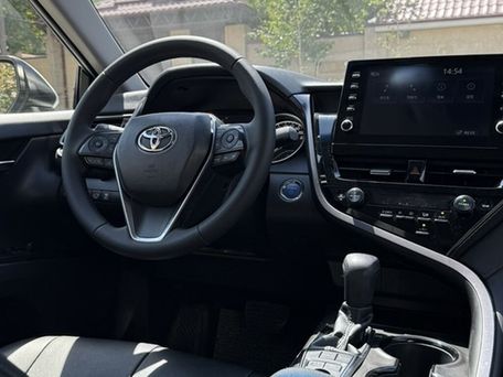 Toyota Camry, 2022 — фото 4