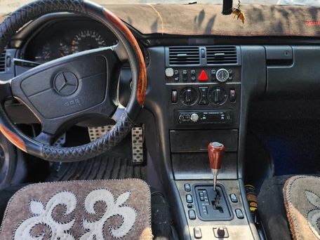 Mercedes-Benz E-Класс, 1998 — 照片 5