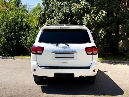 Toyota Sequoia, 2019 — photo 3