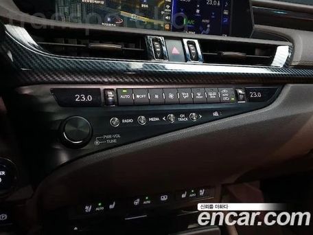 Lexus ES, 2019 — photo 4