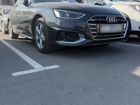 Audi A4, 2019 — 照片 1