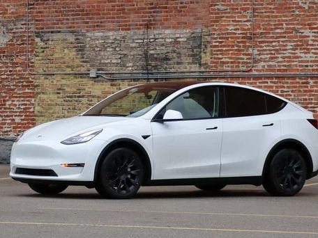 Tesla Model Y, 2025 — фото 1