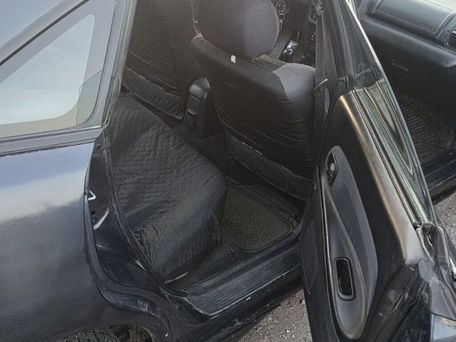 Mazda 323, 1997 — photo 15