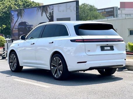 Li Auto (Lixiang) L7, 2025 — 照片 2
