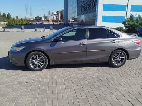 Toyota Camry, 2017 — photo 1