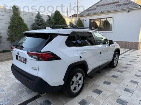 Toyota RAV4, 2020 — photo 6