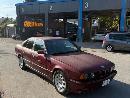 BMW 5 серии, 1991 — 照片 6