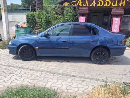 Toyota Avensis, 2001 — сүрөт 1