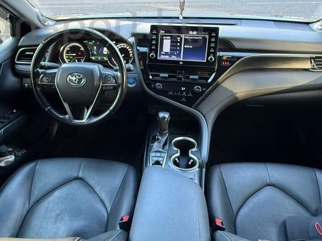Toyota Camry, 2021 — 照片 8