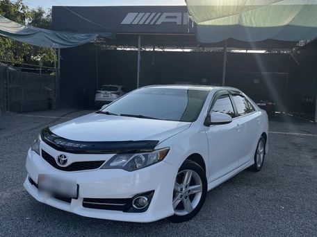 Toyota Camry, 2012