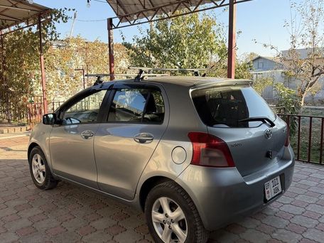 Toyota Yaris, 2008 — photo 3