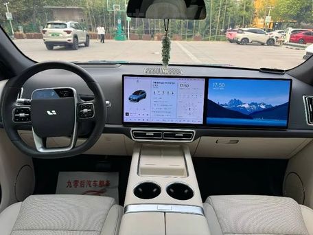 Li Auto (Lixiang) L7, 2023 — photo 9