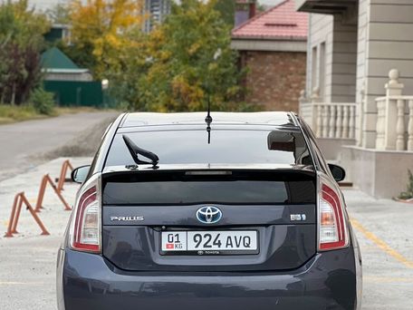 Toyota Prius, 2013 — фото 4