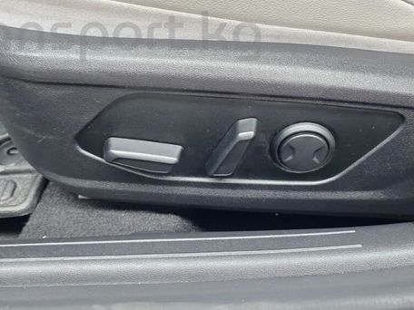 Hyundai Elantra, 2021 — фото 13