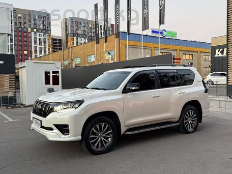 Toyota Land Cruiser Prado, 2021 — фото 1