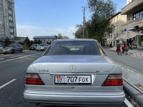 Mercedes-Benz W124, 1994 — photo 3