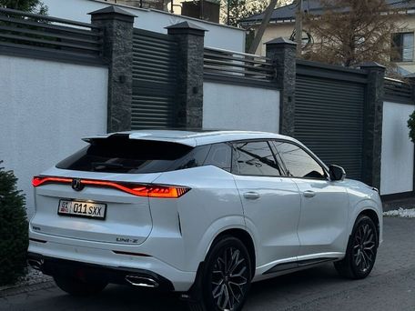 Changan UNI-Z, 2025 — photo 9