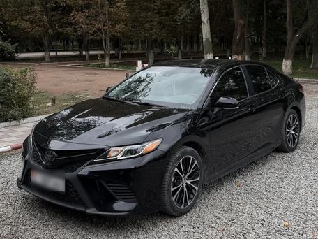Toyota Camry, 2018 — фото 1