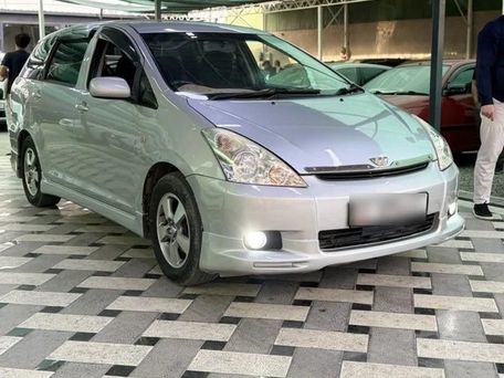 Toyota Wish, 2005 — фото 2